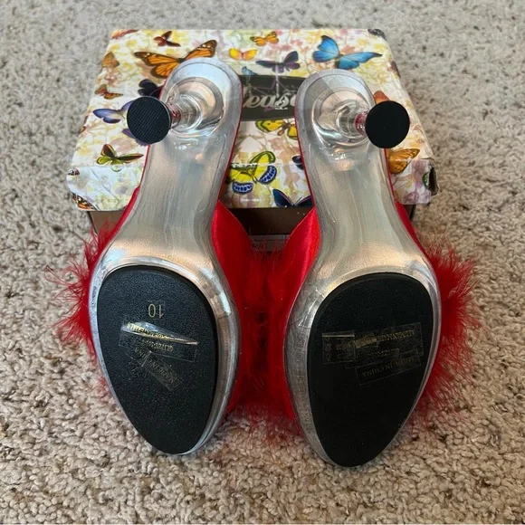 NWOT Fabulicious Glory Red Slippers - Picture 3 of 3